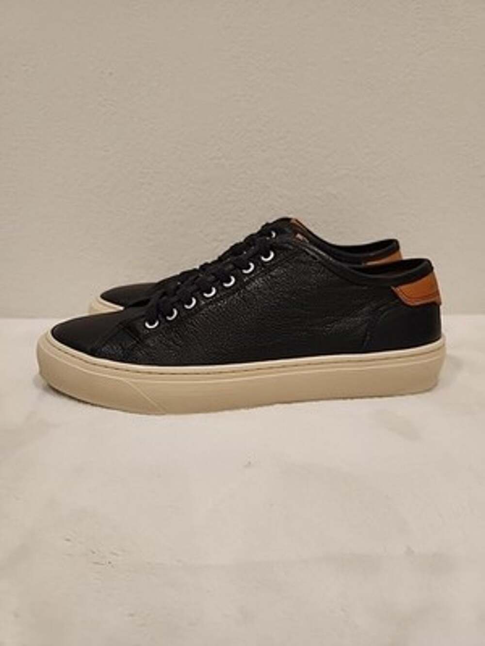 Allen Edmonds Jones Men's 9D Low-Top Sneakers Black Leather New